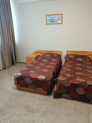 Гостиница Паллада Славянка Двухместный номер с 2 отдельными кроватями-4