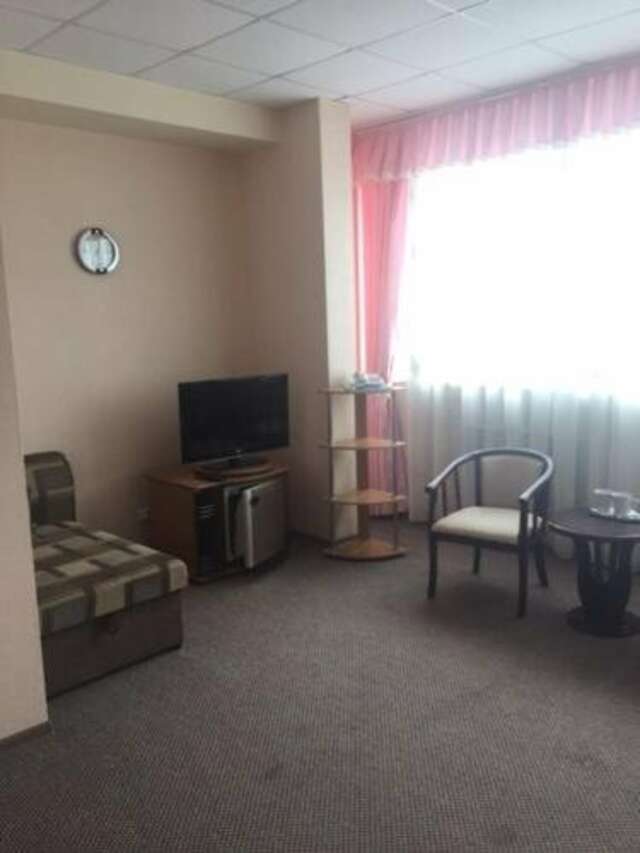 Гостиница Паллада Славянка-85